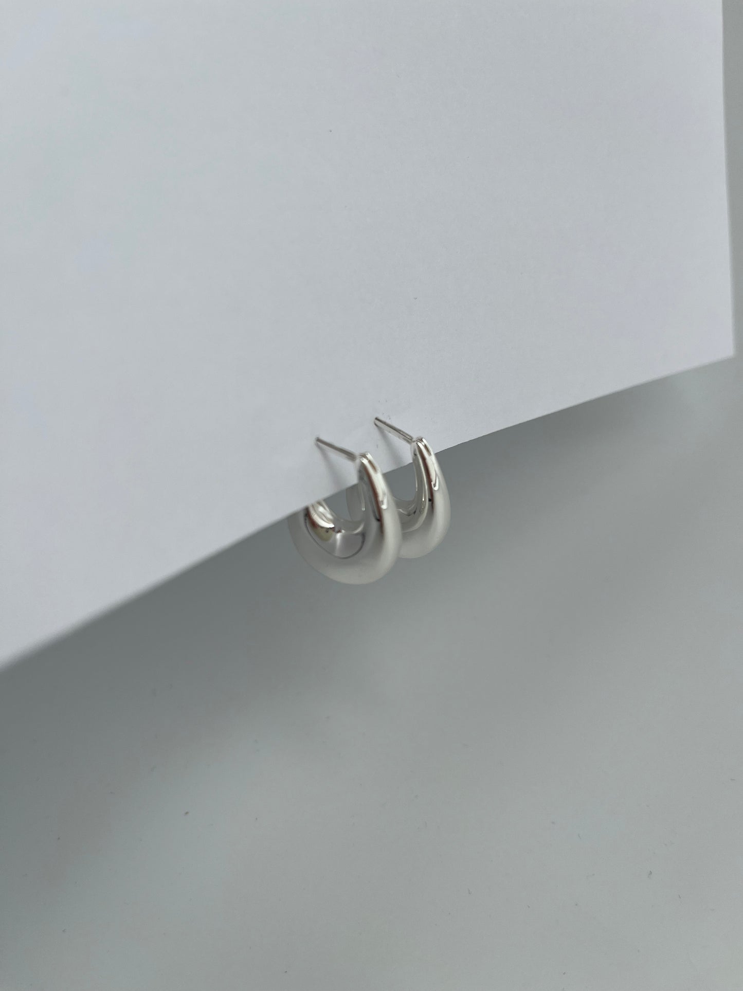 Minimalist Silver Horseshoe Hoop Earrings