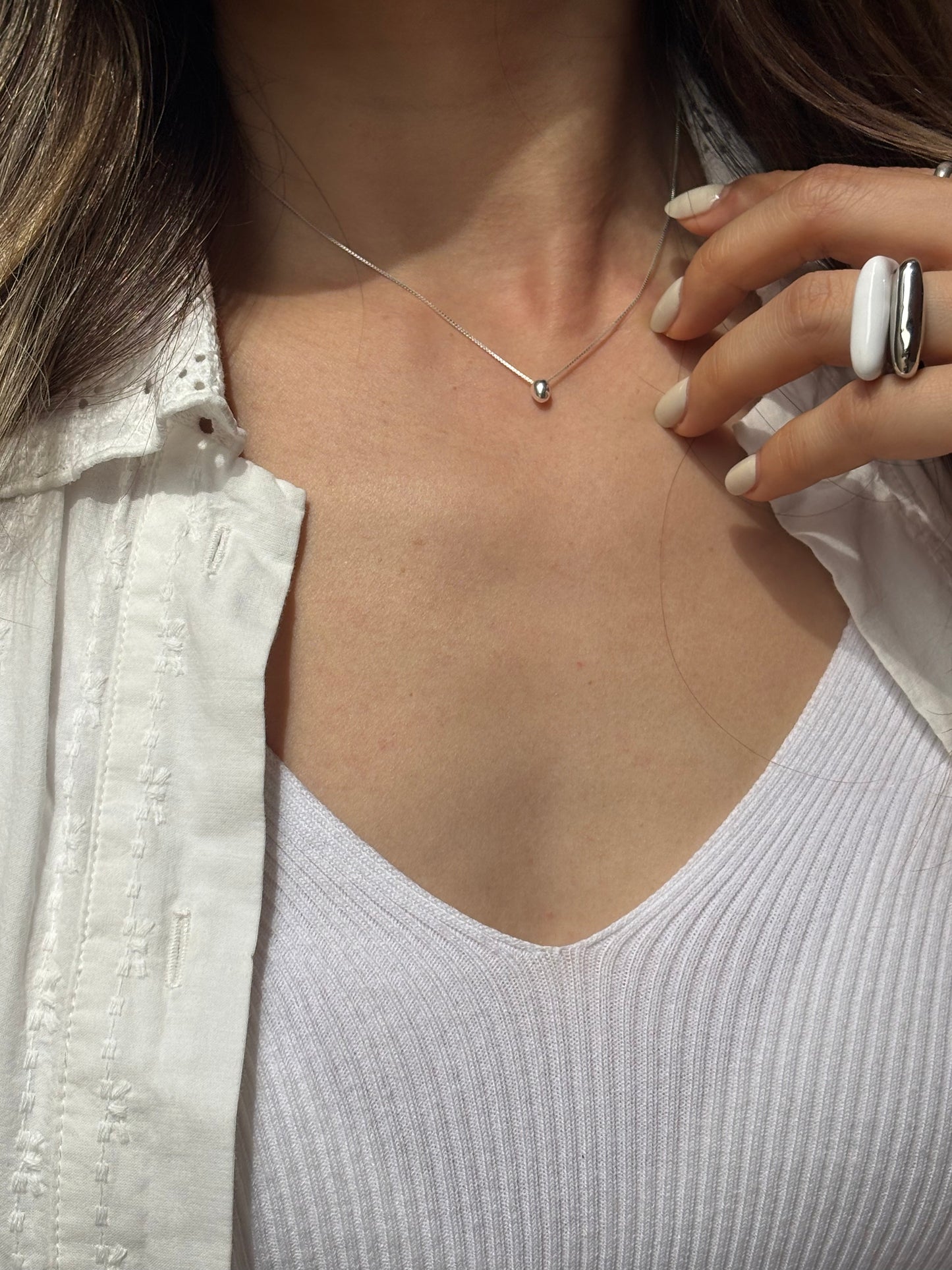 Minimalist Silver Necklace – Delicate Mini Oval Pendant
