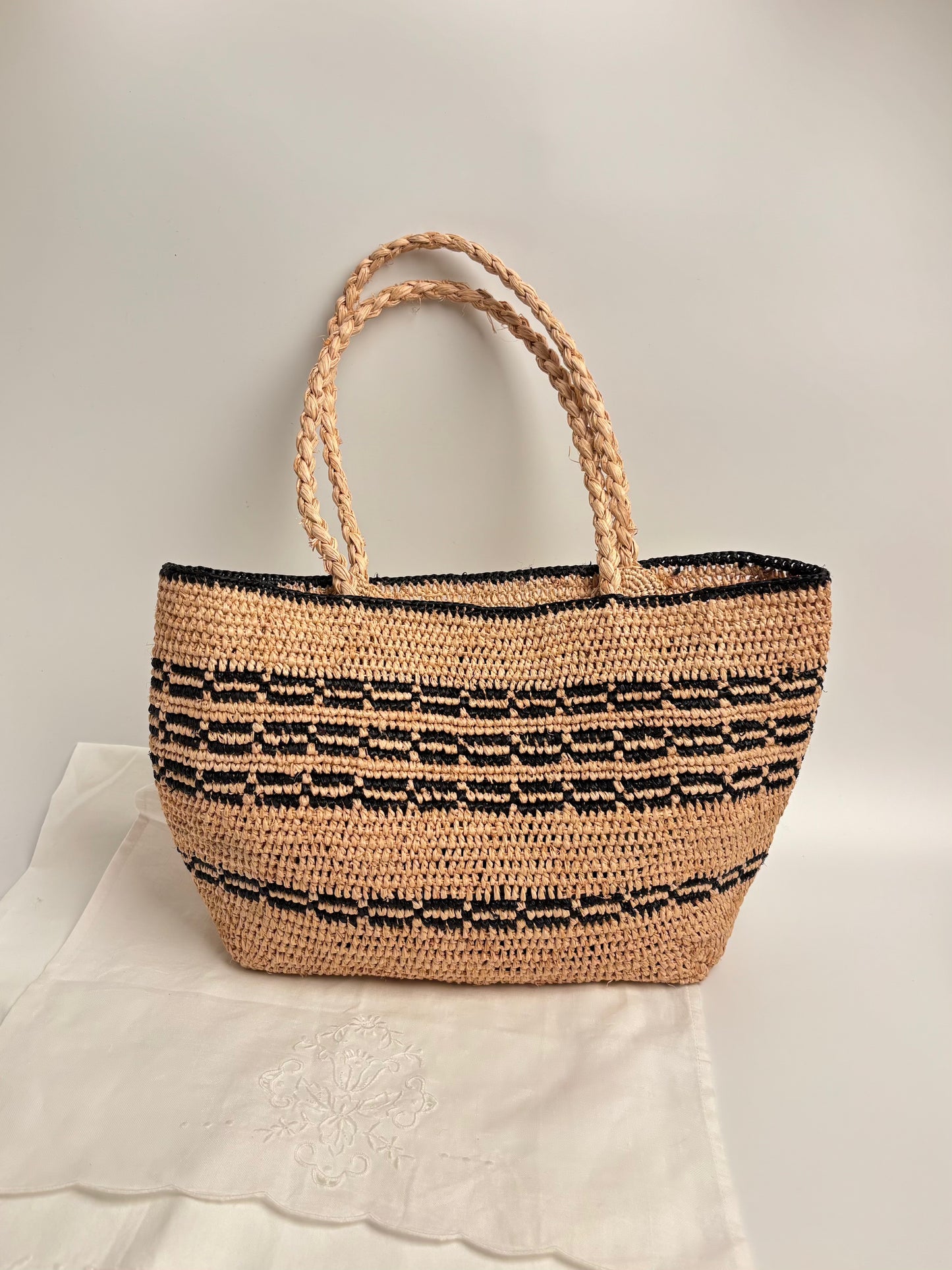 Natural Straw Bag | Raffia Essentials